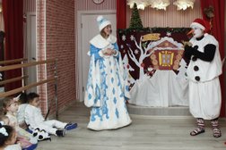 Детский клуб UniverKids, с рейтингом 4.8 - находится по адресу Реутов, Октября, 52 