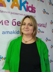 Инструктор групповых программ, педагог начальной школы Маргарита Фоадовна Джанаева