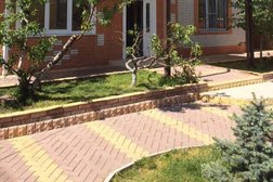 Реабилитационный центр Счастливая жизнь, с рейтингом 2.3 - находится по адресу Краснодар, Центральный микрорайон, Одесская улица, 41 