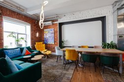 Частная онлайн-школа Skysmart, с рейтингом 4.7 - находится по адресу Москва, улица Александра Солженицына, 23а ст4 