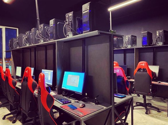 kompyuternyj klub cyberbox na