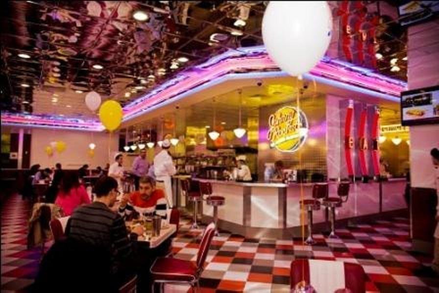 Stay moscow. Johnny Rockets. Ресторан Johnny Rockets. Джонни Рокетс экстерьер. Рокет кафе Москва.