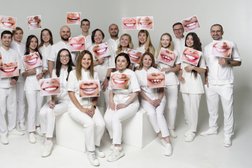 Эстетическая стоматология Студия улыбок, с рейтингом 4.6 - находится по адресу Сочи, улица Макаренко, 38 