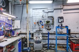 Автосервис Vag-zapad, с рейтингом 4.5 - находится по адресу Москва, Очаковское шоссе, 12 ст5 