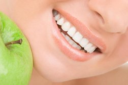 Стоматология Дента Плюс, с рейтингом 2 - находится по адресу Алматы, Бухар Жырау бульвар, 46 