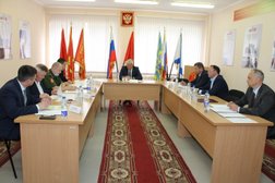 Военный комиссариат Кировского и Октябрьского районов г. Екатеринбурга, с рейтингом 2.6 - находится по адресу Екатеринбург, Вишнёвая улица, 49а 