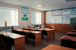 Автошкола У Никитича, с рейтингом 4.8 - находится по адресу Республика Крым, Джанкой, Октябрьская улица, 241 