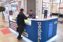 Центр по ремонту смартфонов, планшетов, ноутбуков Сервис Pedant.ru, с рейтингом 4.9 - находится по адресу Архангельск, Советская улица, 25 
