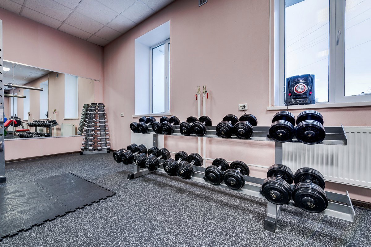 Фитнес клуб москва недорого цены. Фитнес клуб результат Москва. Фитнес клуб 11 Ферганский проезд. Спортзал Кореновск Бувальцева. Фитнес на Ферганском проезде 10.