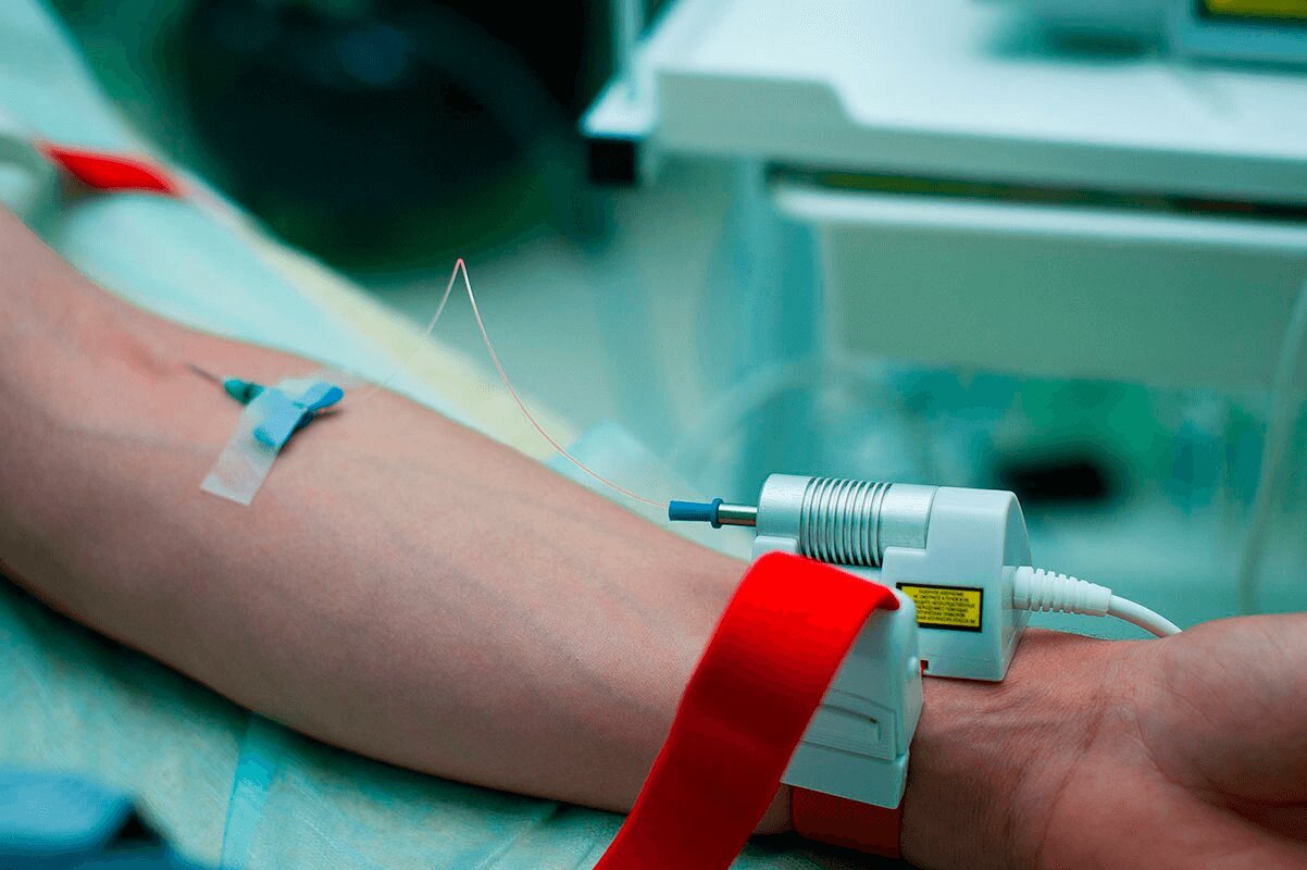 Чистка крови ребенку. Лазерное облучение крови ВЛОК. ВЛОК внутривенное лазерное облучение крови. Внутрисосудистое лазерное облучение крови (ВЛОК).