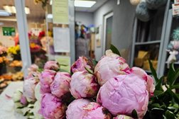 Компания по доставке цветов Лови букет, с рейтингом 3.7 - находится по адресу Воронеж, улица Хользунова, 127 