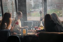 Кальянная Green Lounge, с рейтингом 4.3 - находится по адресу Московская область, Химки, Юбилейный проспект, 66ж 