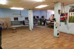 Установочный центр Автостекло45, с рейтингом 3.5 - находится по адресу Курган, Омская улица, 135 к8 