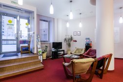 Стоматологическая клиника Tandem, с рейтингом 4.4 - находится по адресу Москва, Нежинская улица, 8 к4 