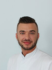 Акушер-гинеколог, гинеколог Дмитрий Владимирович Вазенмиллер