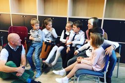 Школа Трех Искусств Алексея Кортнева, с рейтингом 3 - находится по адресу Московская область, Химки, микрорайон Новогорск, Заречная улица, 4к2 