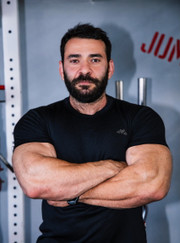 Тренер по фитнесу Асан Ибрагимов