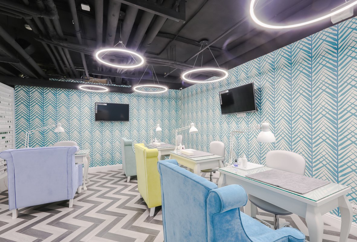 Салон s. Центр красоты на пятницкой. Салон s tet трубная. Tet парикмахерская. Салон s tet трубная.