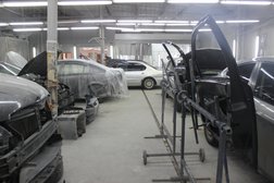 Центр покраски автомобиля ChipsAway, с рейтингом 4.9 - находится по адресу Ханты-Мансийский автономный округ, Нижневартовск, Кузоваткина, 5 ст1 