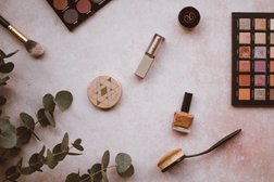 Студия красоты и загара Sova, с рейтингом 4.9 - находится по адресу Ленинградская область, Мурино, Шоссе в Лаврики, 83 