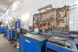 СТО Автодеталь96, с рейтингом 4.1 - находится по адресу Екатеринбург, Библиотечная улица, 62а 