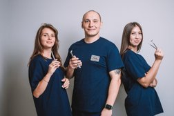 Стоматологический центр Семья, с рейтингом 4.3 - находится по адресу Московская область, Лобня, Текстильная улица, 16 