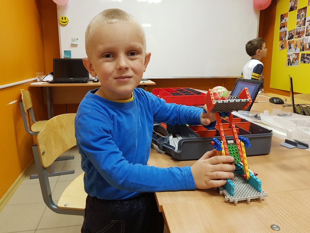 робикс кружок робототехники. кружок робототехники для детей. курсы робототехники для детей в санкт-петербурге. Gorobo робототехника санкт-петербург. робототехника для детей спб.