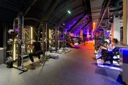 Фитнес-клуб DDX Fitness Аврора, с рейтингом 4.7 - находится по адресу Самара, Аэродромная улица, 47а 