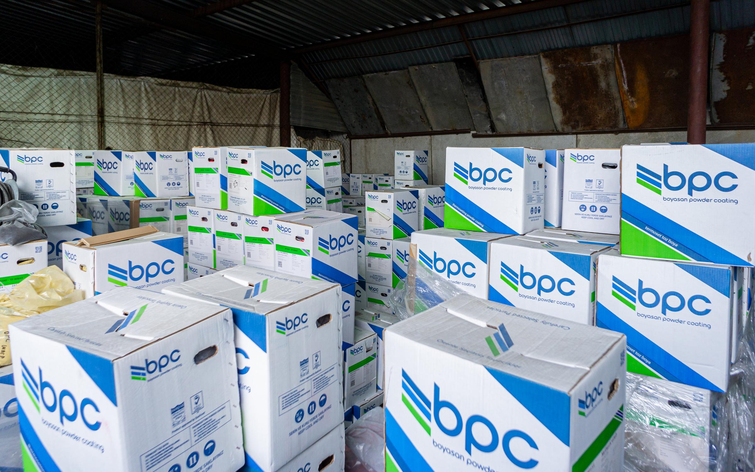 Импорт краска. Импорт краска. Импорт краска. Красители в баночках. Импорт краска.