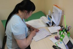 Медицинский центр Высокий Статус, с рейтингом 3.2 - находится по адресу Санкт-Петербург, Ломоносов, Еленинская улица, 24к2 