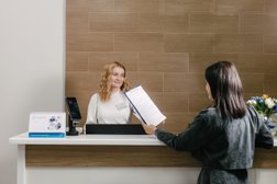 Стоматологическая клиника КосмоСтом, с рейтингом 3.6 - находится по адресу Омск, улица Масленникова, 15 