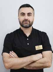 Имплантолог, стоматолог Эльчин Ниязиевич Дадашов