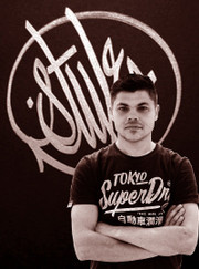 Директор, тренер по танцам Егор Викторович Мирошниченко