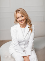 Стоматолог, стоматолог-терапевт Яна Ивановна Алейникова