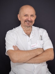 Стоматолог-хирург, стоматолог Эдуард Анатольевич Трофименко