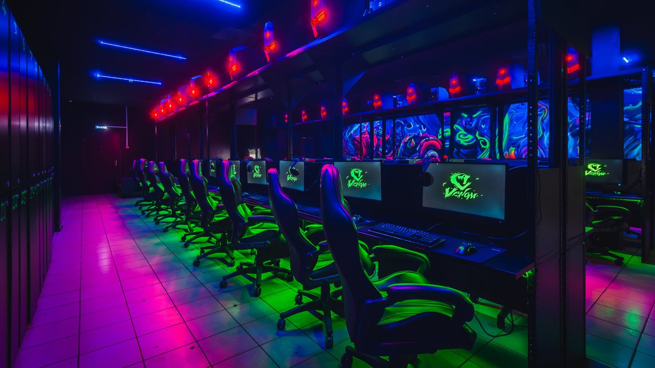 музыкальный клуб здание. ночной клуб рядом. бар казанская улица 7в. элитный клуб. лав клуб северодвинск.