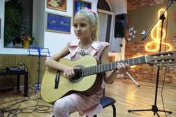 Музыкальная школа Music Мир, с рейтингом 3.3 - находится по адресу Новосибирск, проспект Карла Маркса, 26/3 