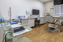 "Клиника Эстетической Стоматологии" на улице Дирижабельная, 15б в Долгопрудном, с рейтингом 4.6 - находится по адресу Московская область, Долгопрудный, Дирижабельная улица, 15Б 