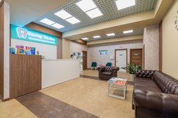 Стоматология Фактор Улыбки, с рейтингом 4.9 - находится по адресу Санкт-Петербург, проспект Пятилеток, 9к1 