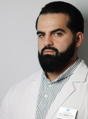 Главный врач Камо Вазрикович Манучарян