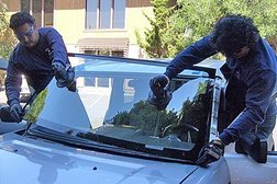 Автосервис по установке автостекол Auto Glass Almaty, с рейтингом 4.5 - находится по адресу Алматы 