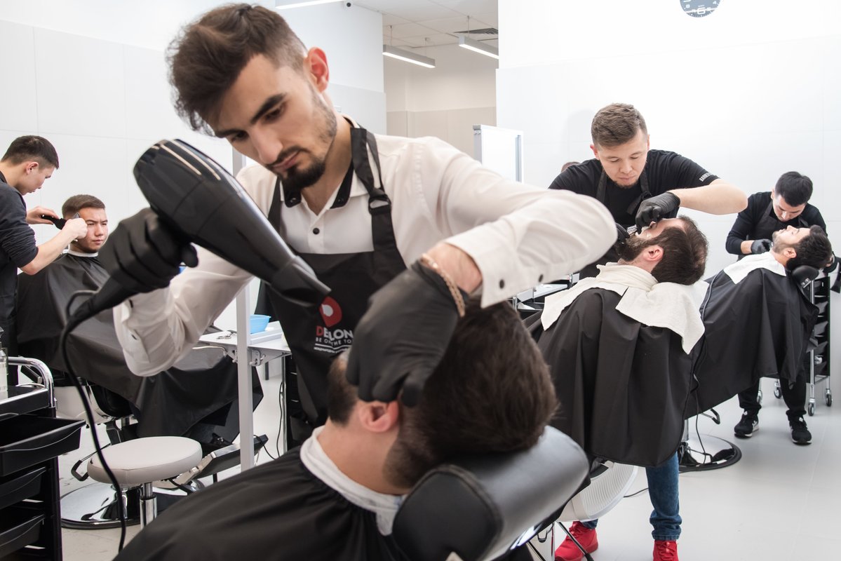 Международный учебный центр Dellon на Ясеневой улице, 31 к 1 на метро ...