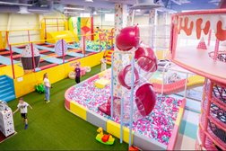 Семейный парк Тики Таки, с рейтингом 3.7 - находится по адресу Череповец, Октябрьский проспект, 55/1 