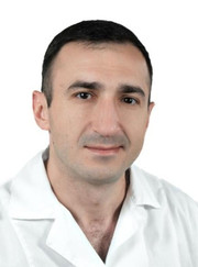 Флеболог, колопроктолог Артем Нурмагомедович Зулкайдаев