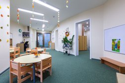 Детский сад Морошка, с рейтингом 4.8 - находится по адресу Москва, Ленинский проспект, 113/1 
