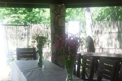 База отдыха Хутор калина красная, с рейтингом 3.2 - находится по адресу Воронежская область, с. Карачун, Центральная улица, 135а 