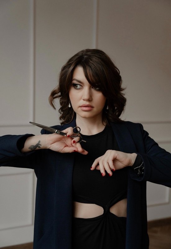 фотография Студии стрижек Alisha Moore на Кузнецком проспекте
