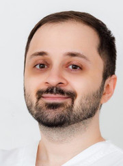Стоматолог, стоматолог-ортопед Астемир Мухамедович Эльчепаров