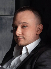 Адвокат, нотариус Виктор Вячеславович Свиридов