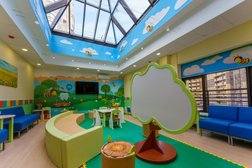 Стоматологическая клиника Вероника, с рейтингом 2.8 - находится по адресу Санкт-Петербург, посёлок Парголово, улица Фёдора Абрамова, 17 